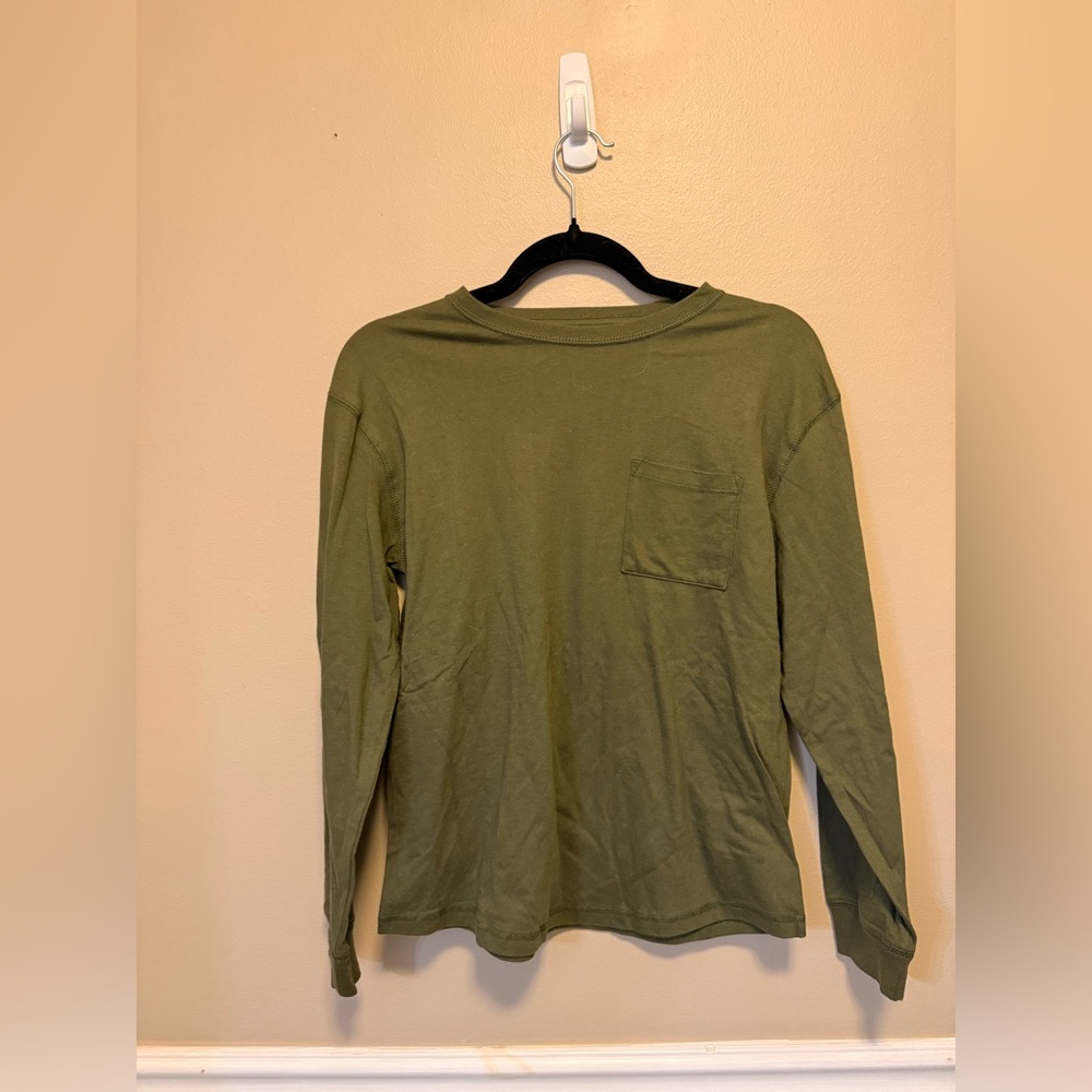 NWOT GAP Men's‎ Sage Long Sleeve Tee